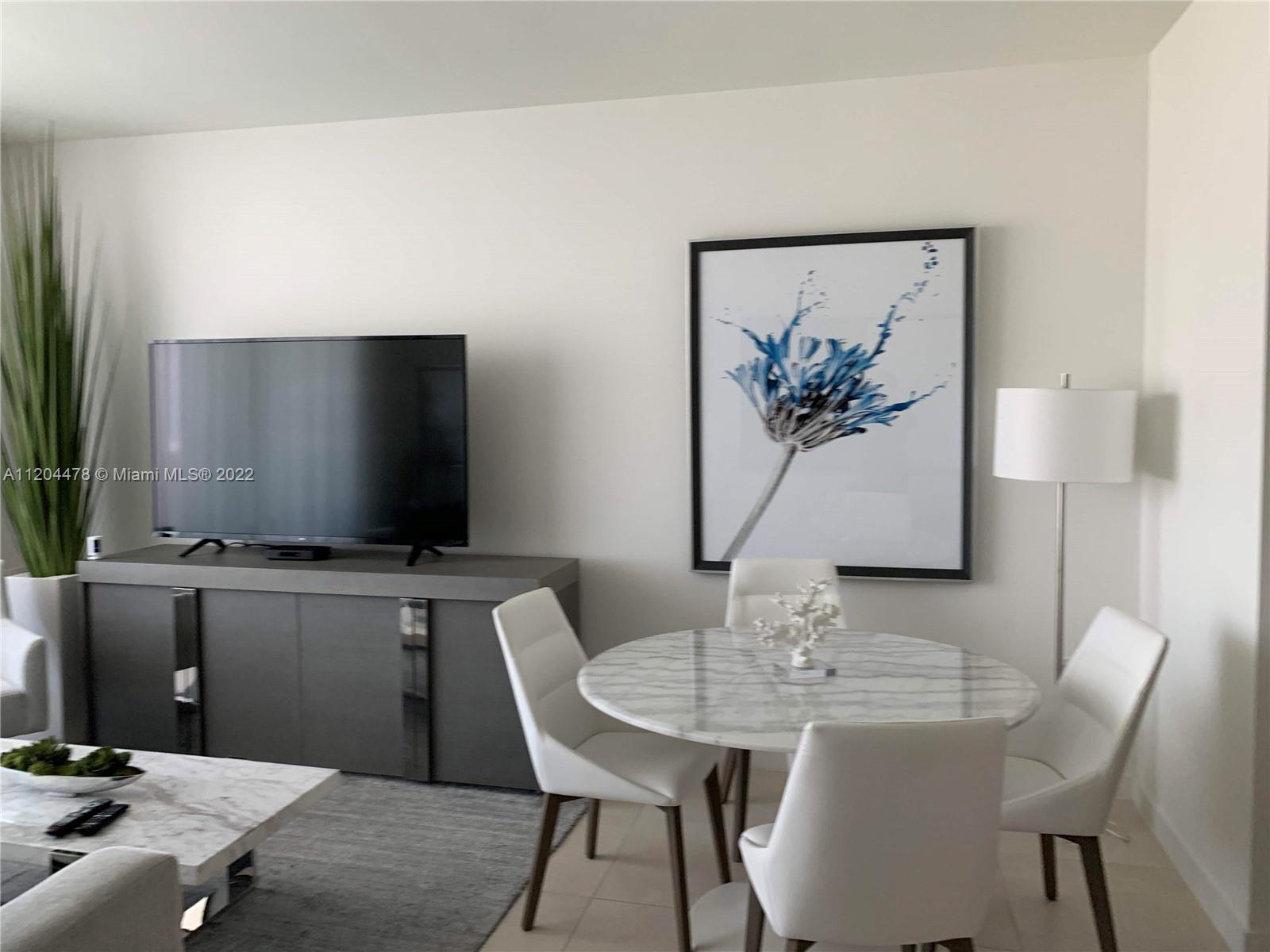 401 N Birch Rd Unit: 614