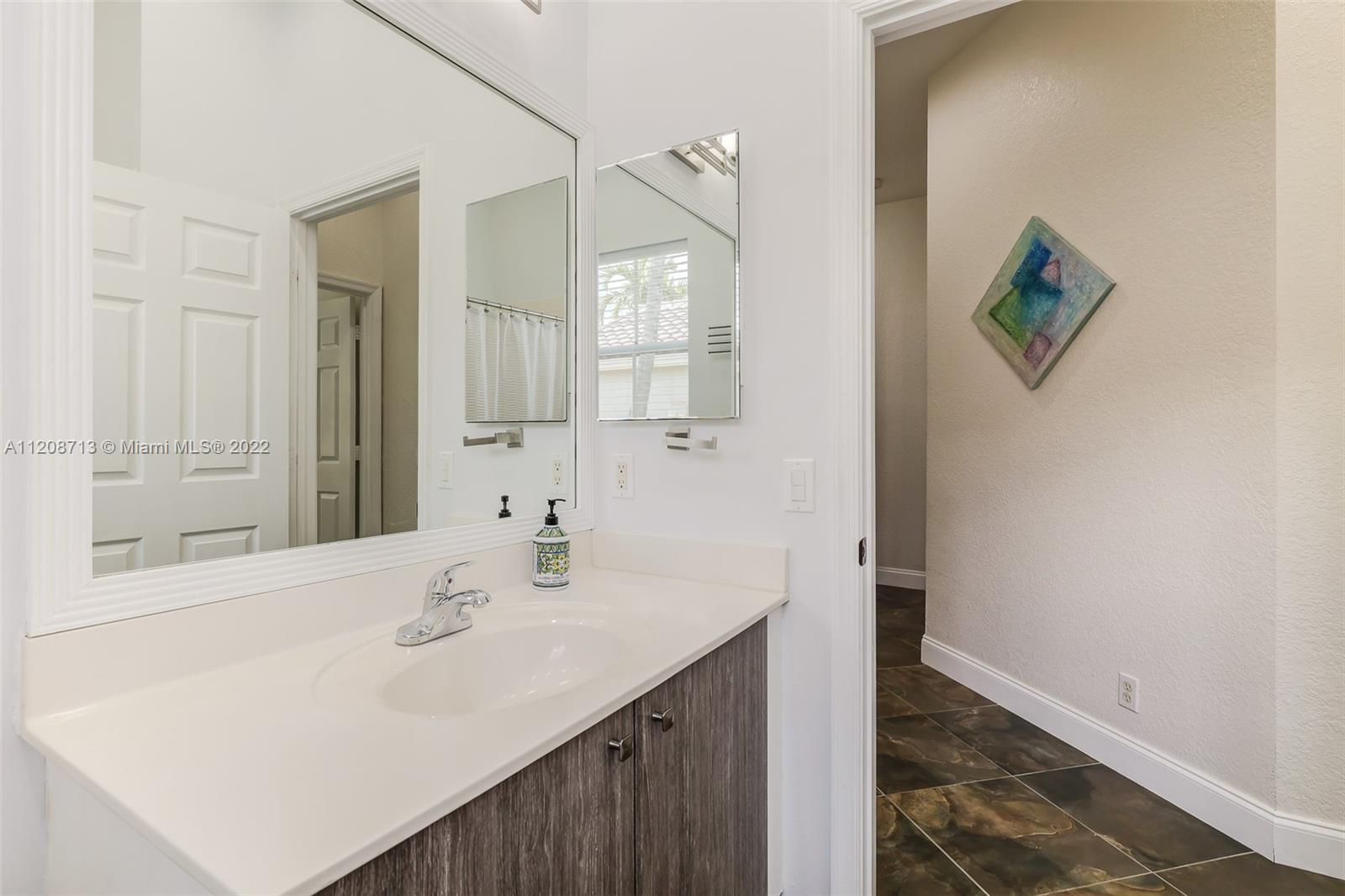 716 Conservation Dr