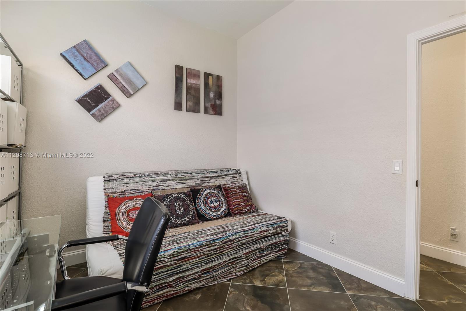 716 Conservation Dr