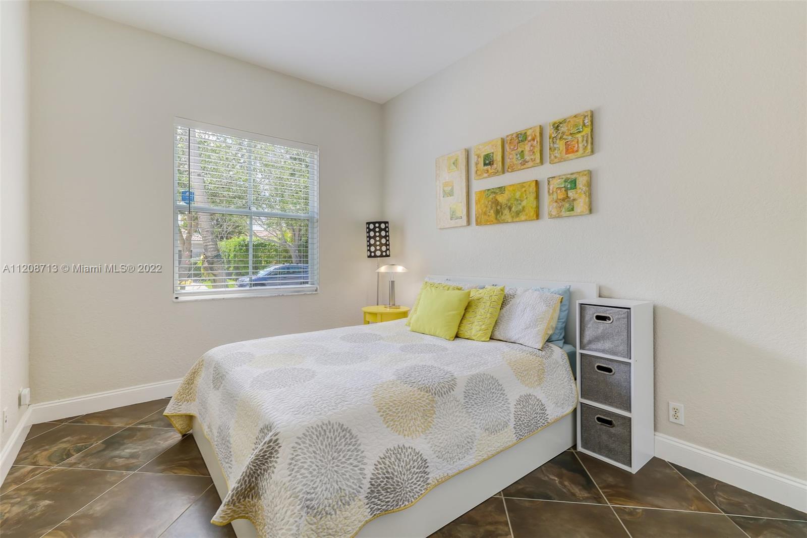 716 Conservation Dr