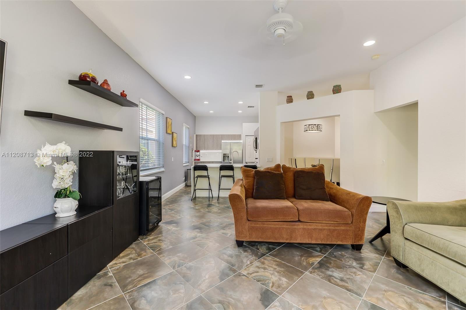 716 Conservation Dr