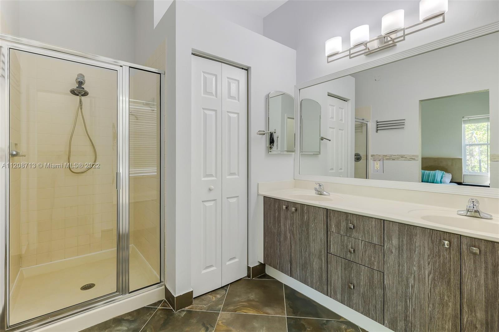 716 Conservation Dr