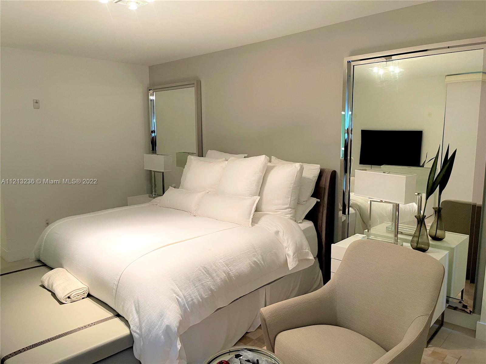 2205 S Surf Rd Unit: 3A