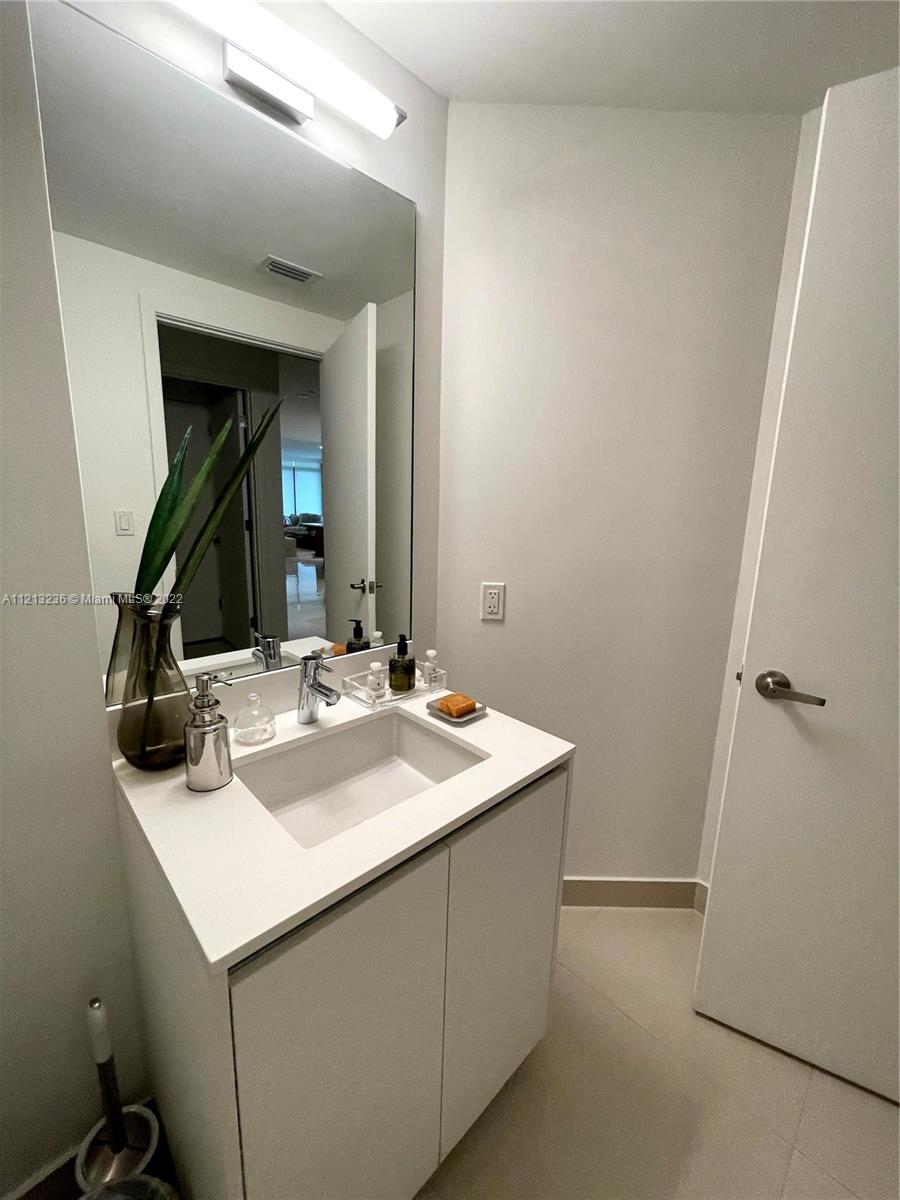 2205 S Surf Rd Unit: 3A