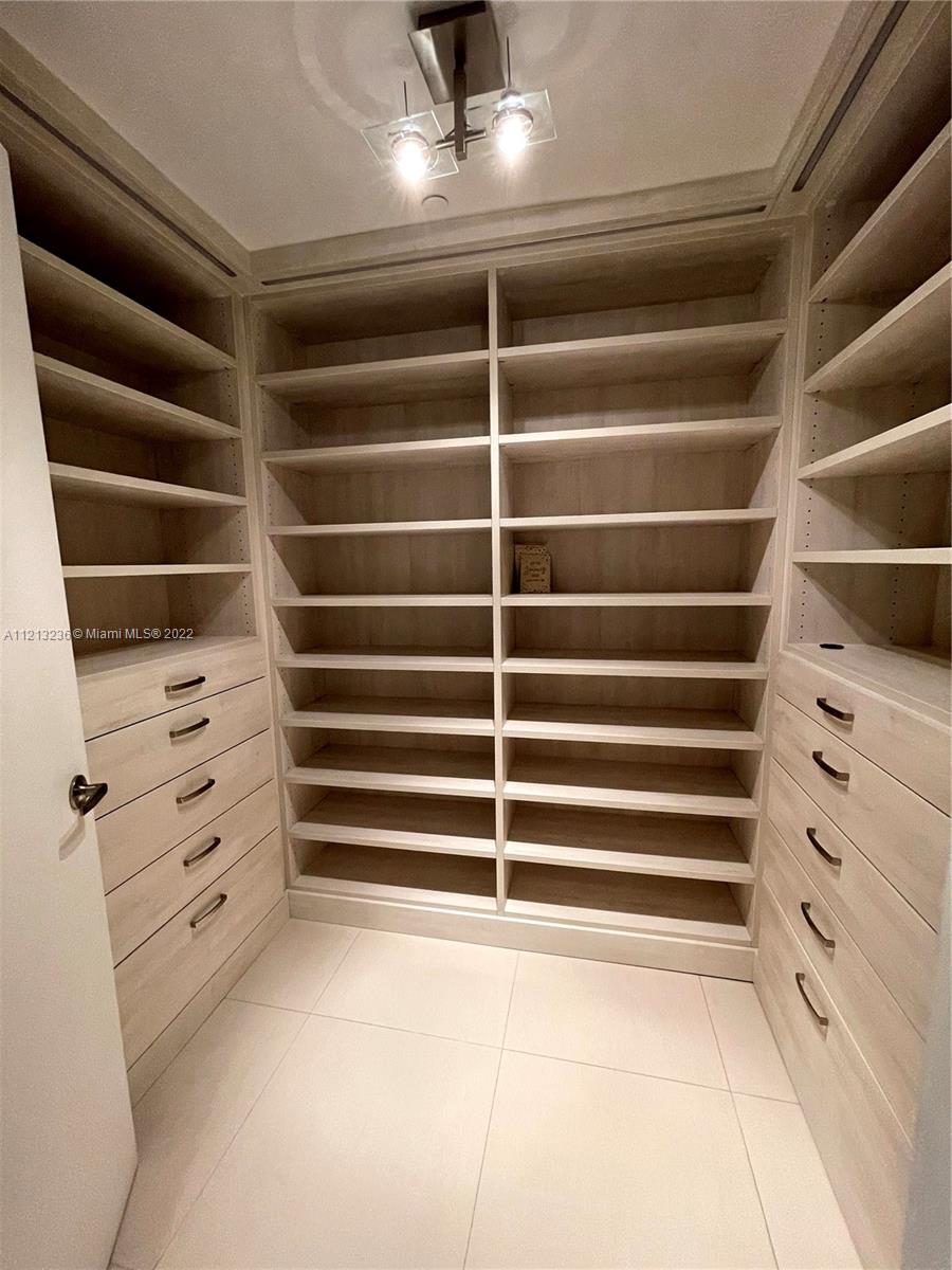 2205 S Surf Rd Unit: 3A