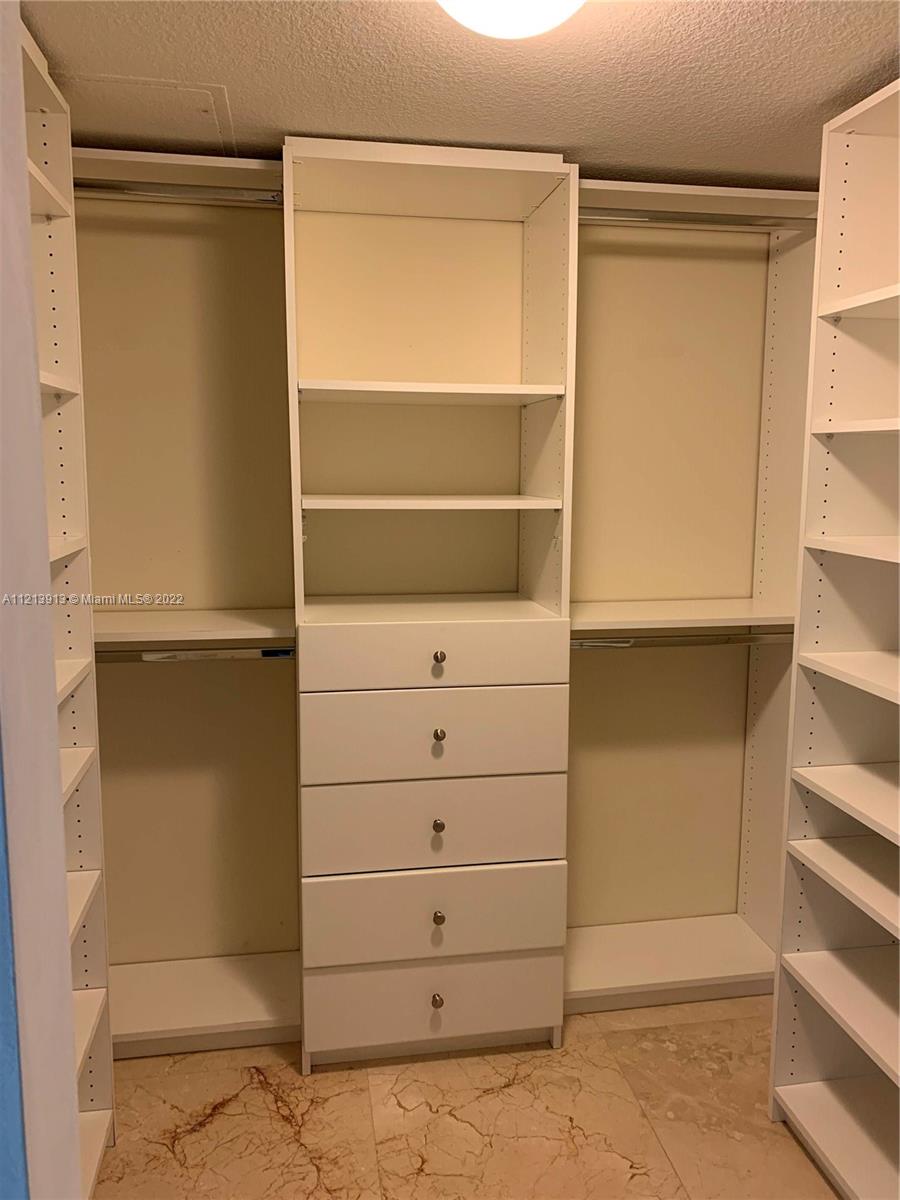 1800 N Bayshore Dr Unit: 2802