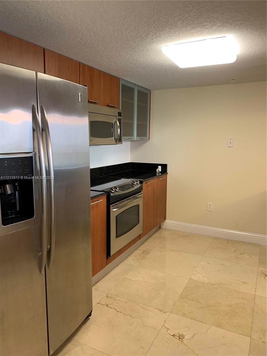 1800 N Bayshore Dr Unit: 2802