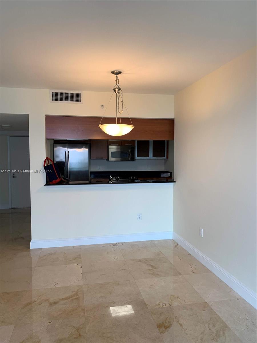 1800 N Bayshore Dr Unit: 2802