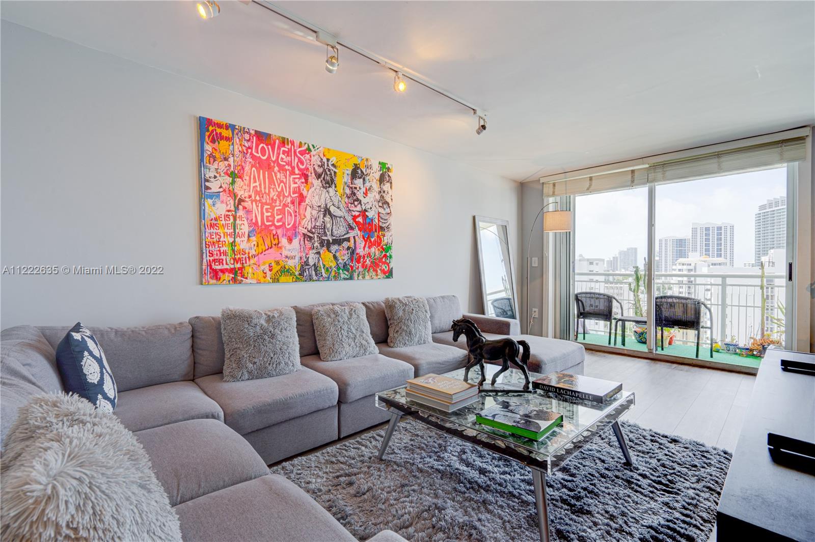 1688 West Ave Unit: Penthouse 4