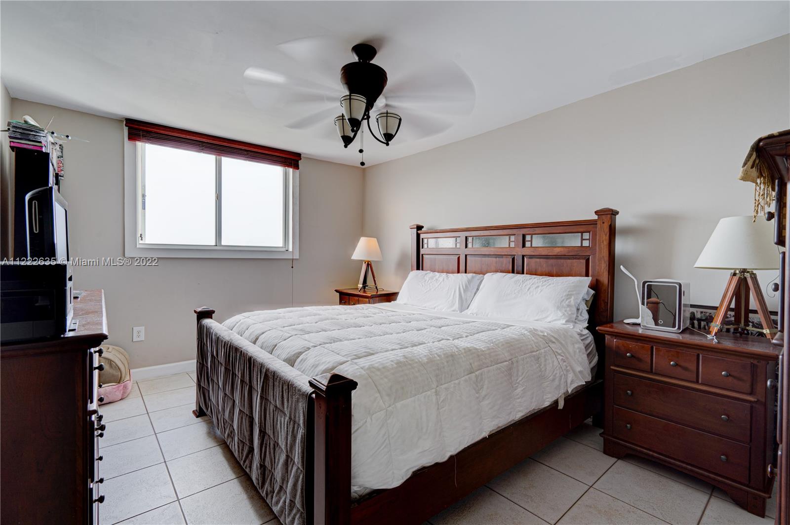 1688 West Ave Unit: Penthouse 4