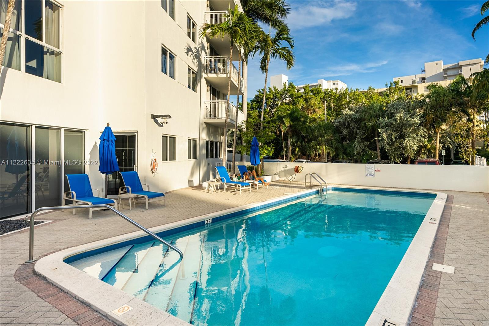 1688 West Ave Unit: Penthouse 4