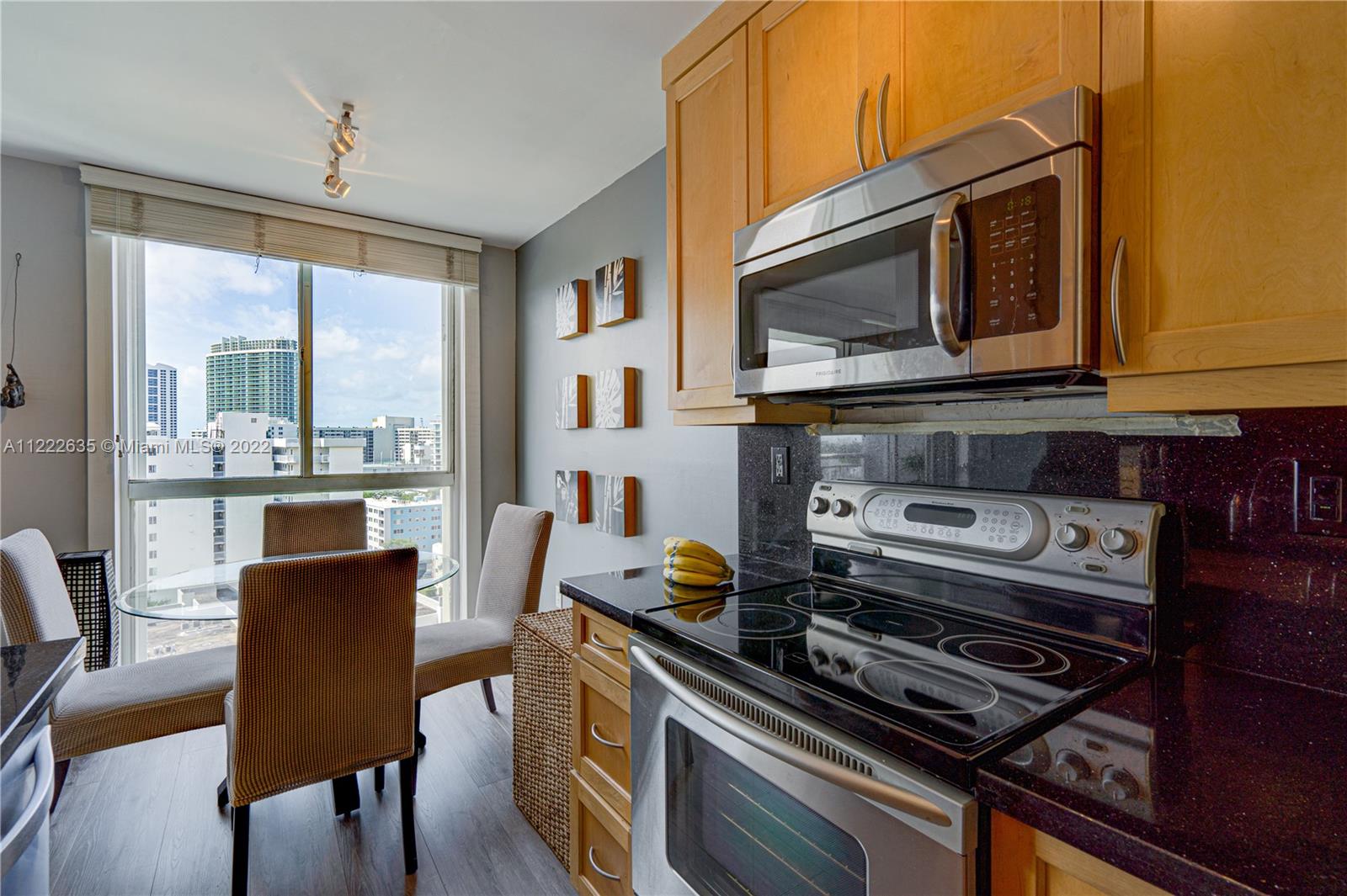 1688 West Ave Unit: Penthouse 4