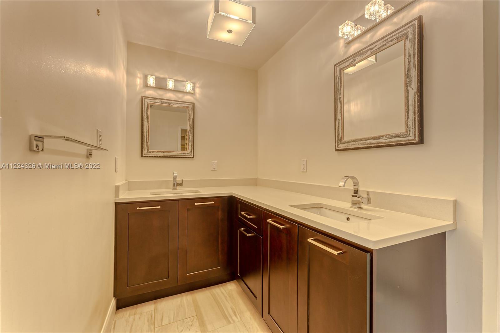 1400 SW 72nd Ave