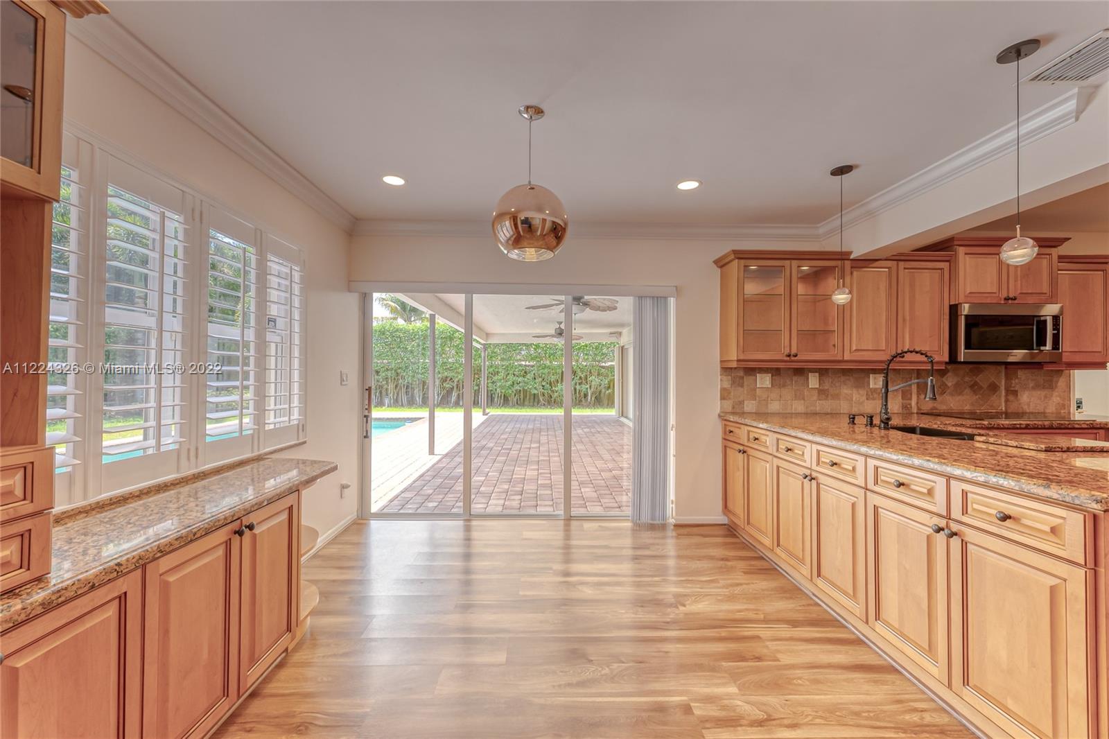 1400 SW 72nd Ave