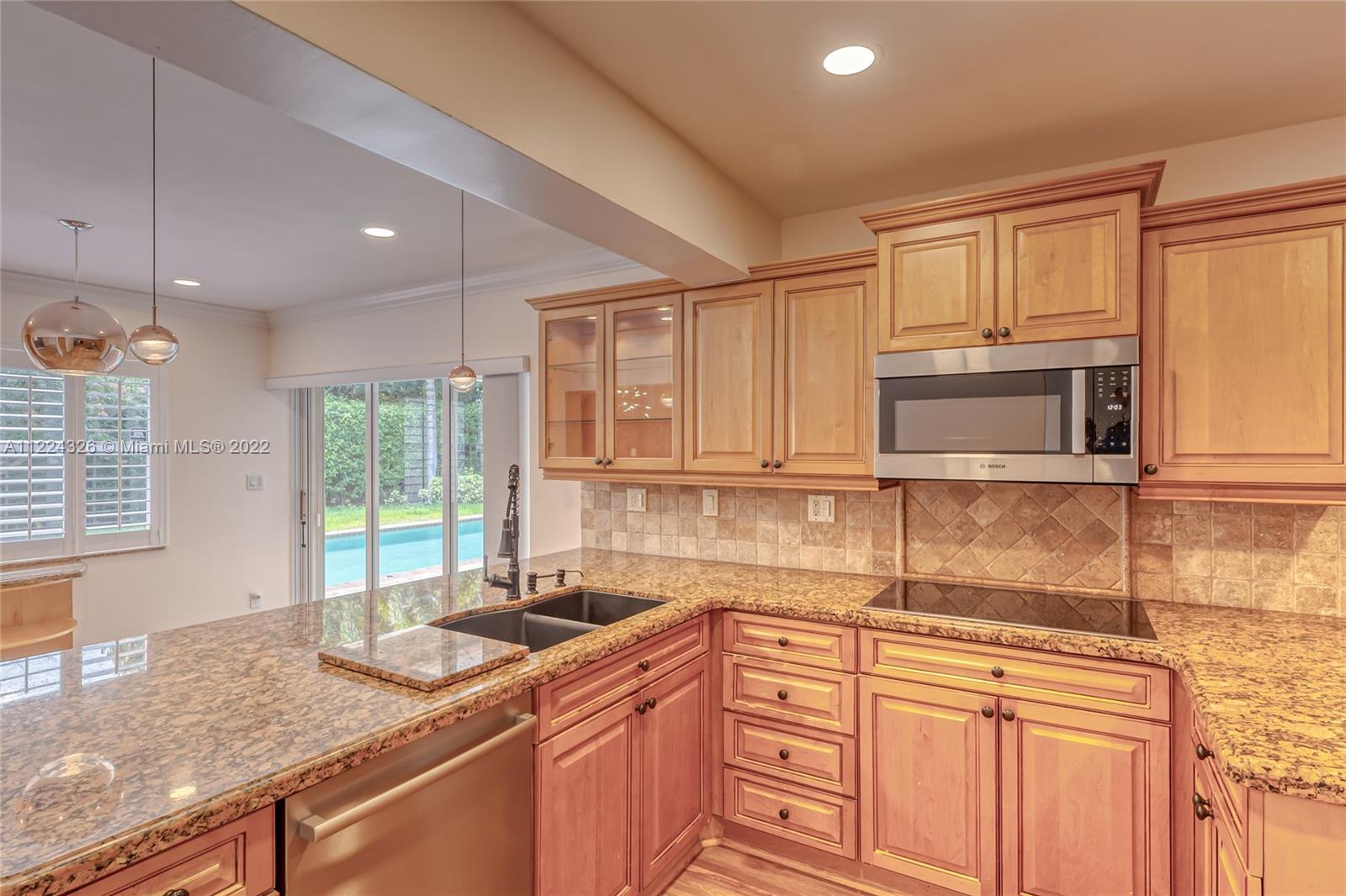 1400 SW 72nd Ave