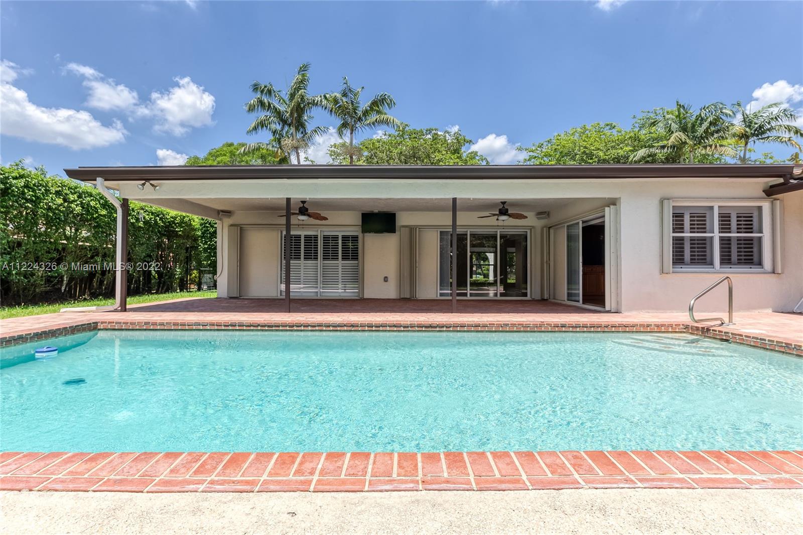 1400 SW 72nd Ave