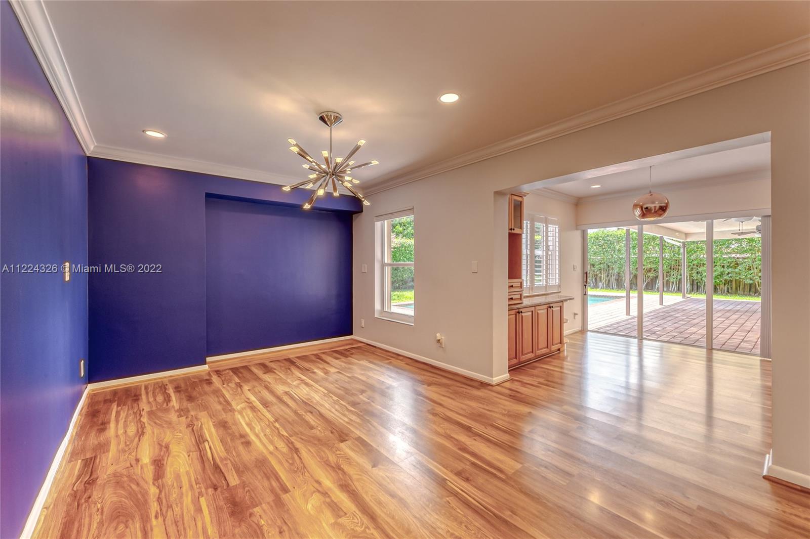 1400 SW 72nd Ave