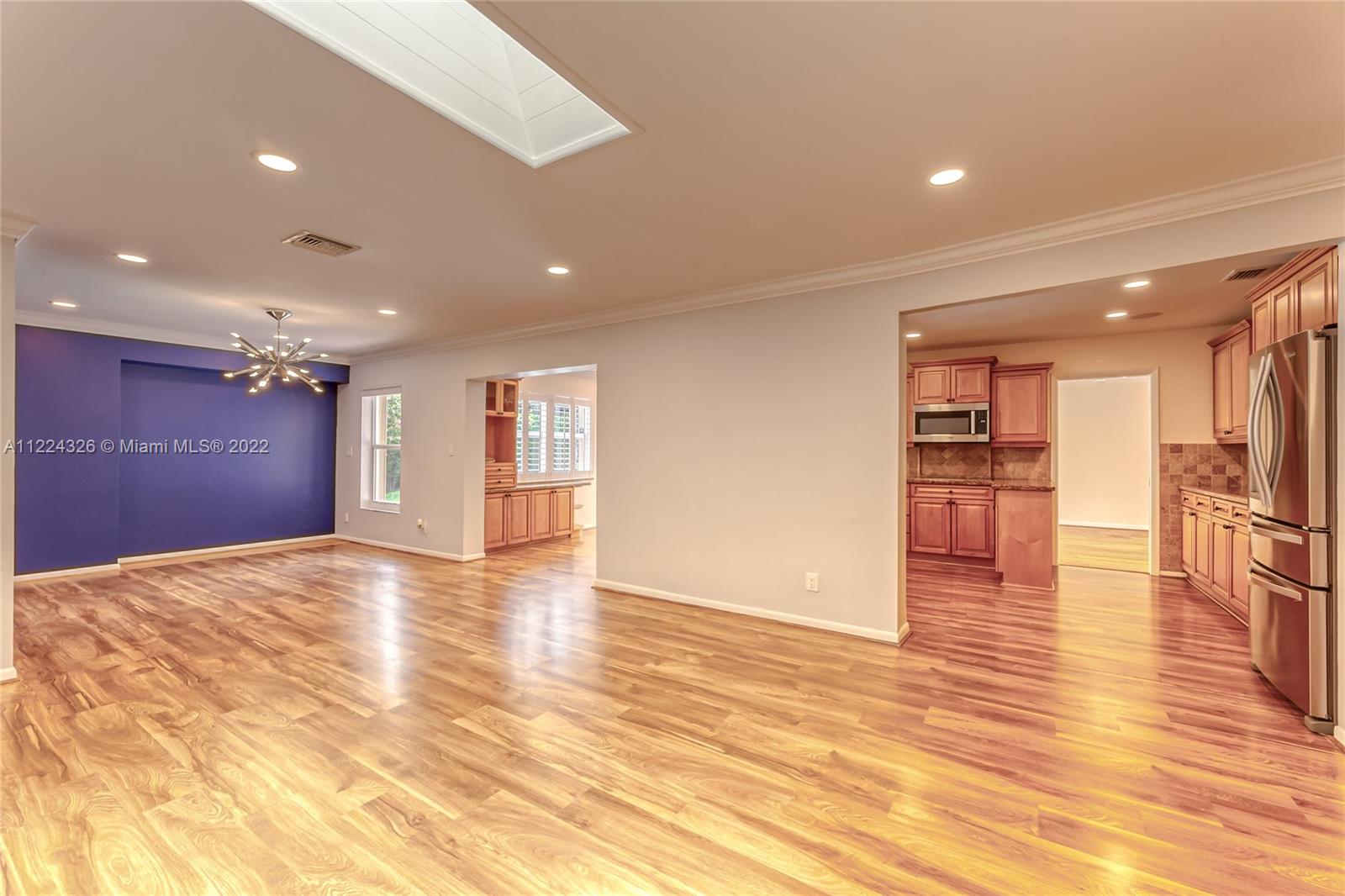 1400 SW 72nd Ave