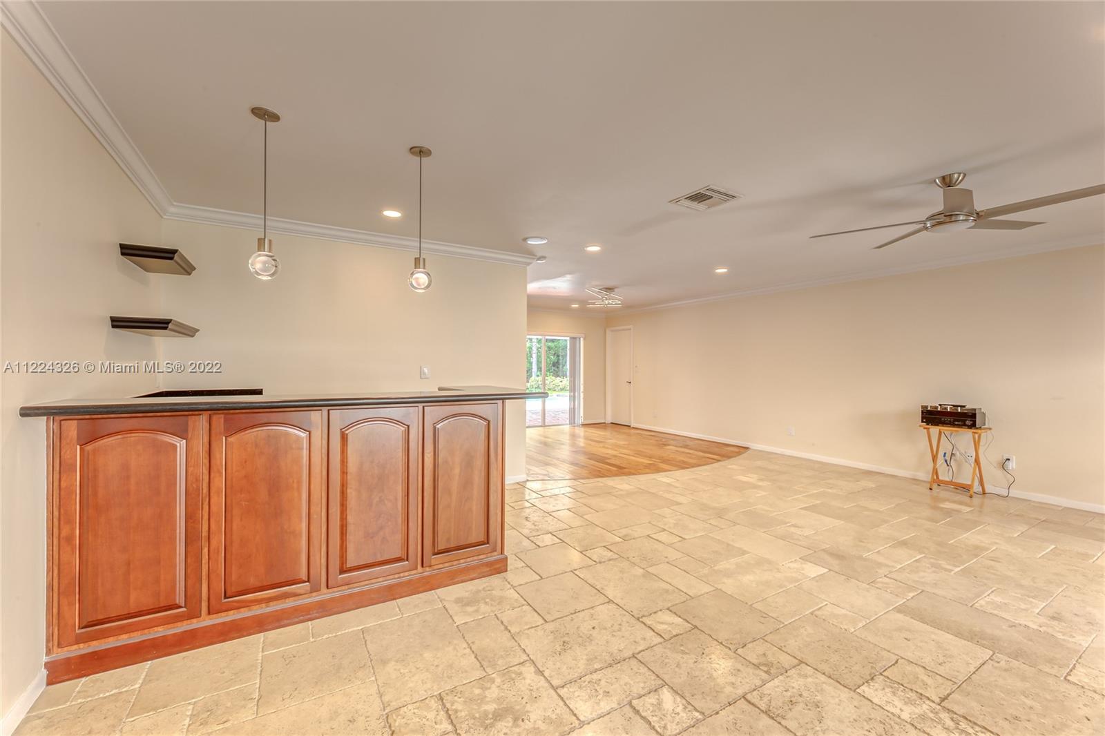 1400 SW 72nd Ave