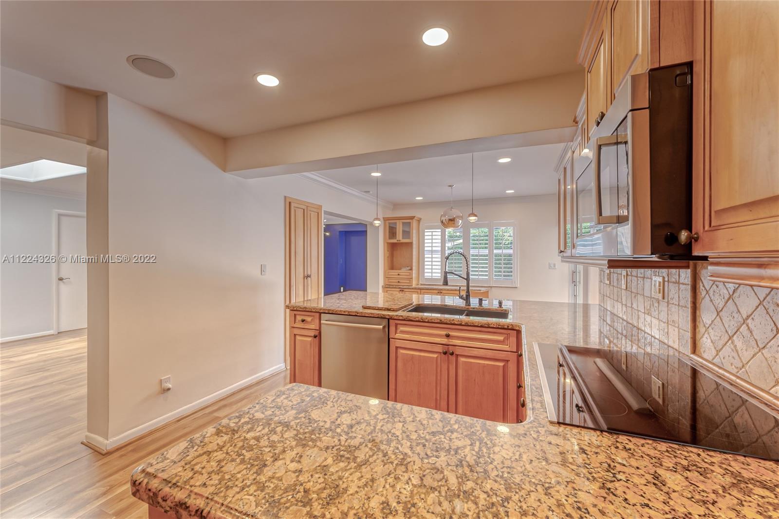 1400 SW 72nd Ave