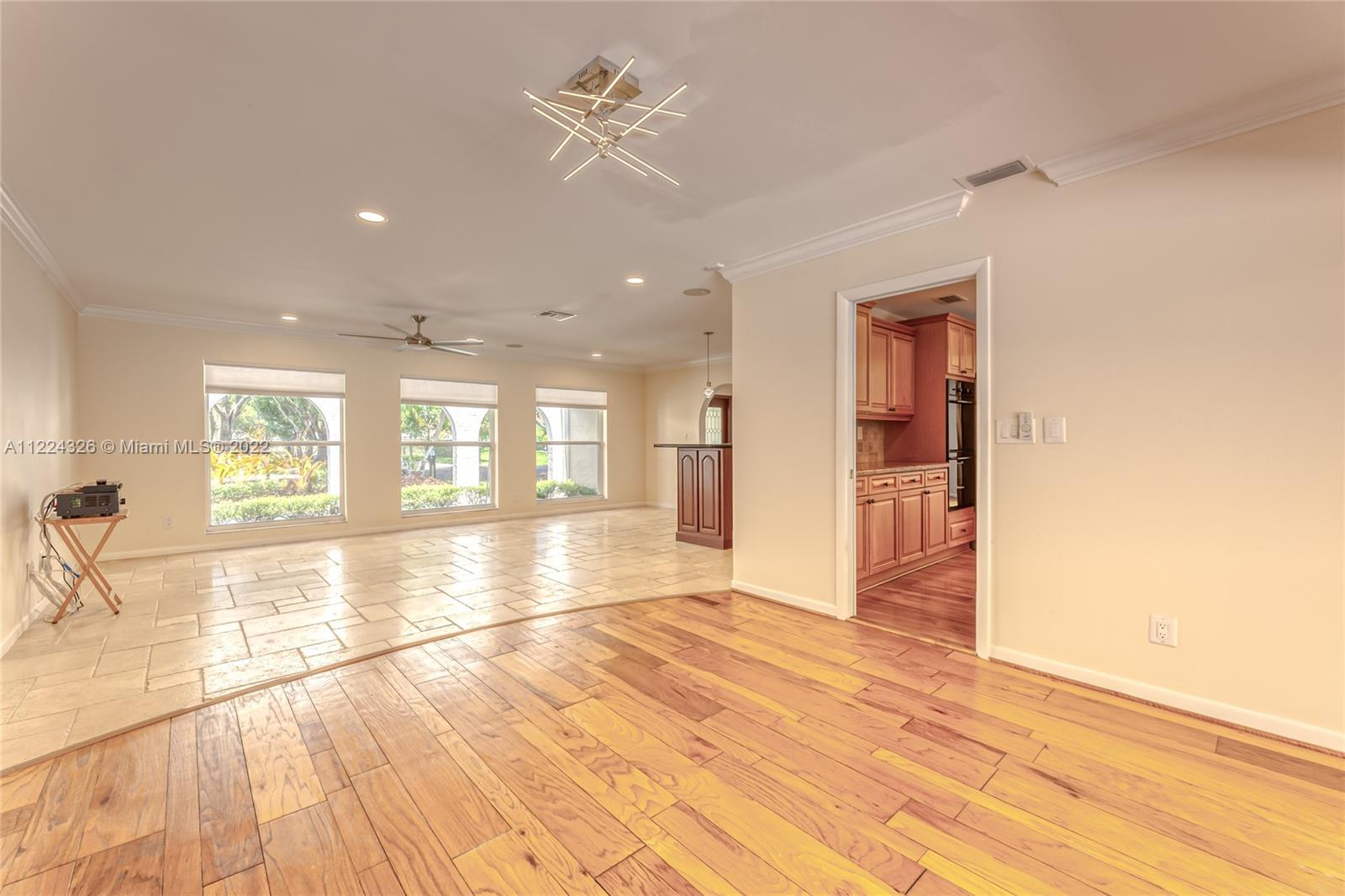 1400 SW 72nd Ave