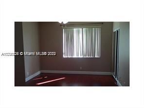 4 Simonton Cir
