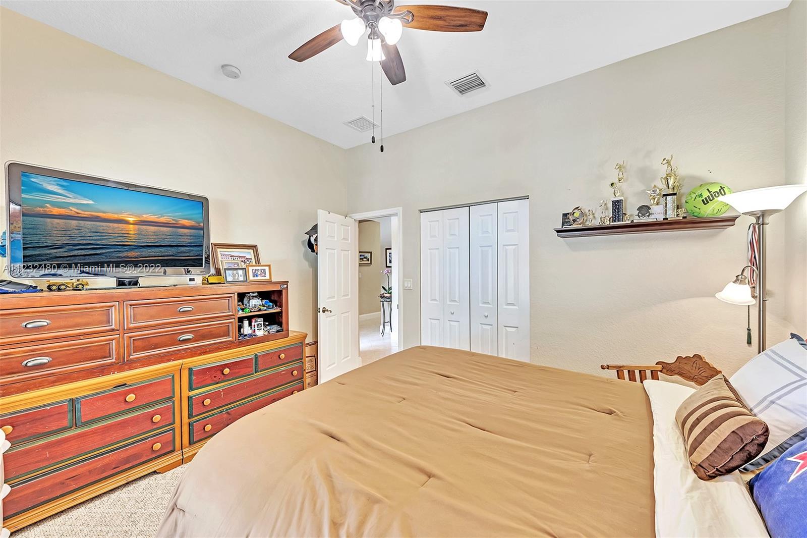 19461 Stonebrook St Unit: 19461