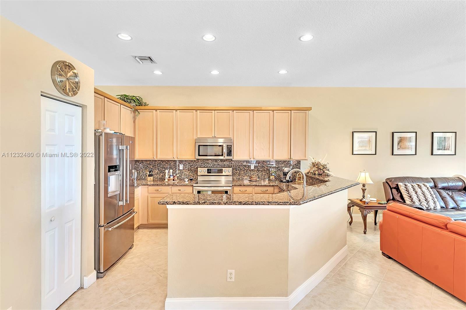 19461 Stonebrook St Unit: 19461