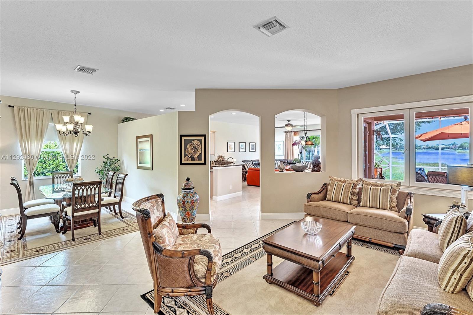 19461 Stonebrook St Unit: 19461