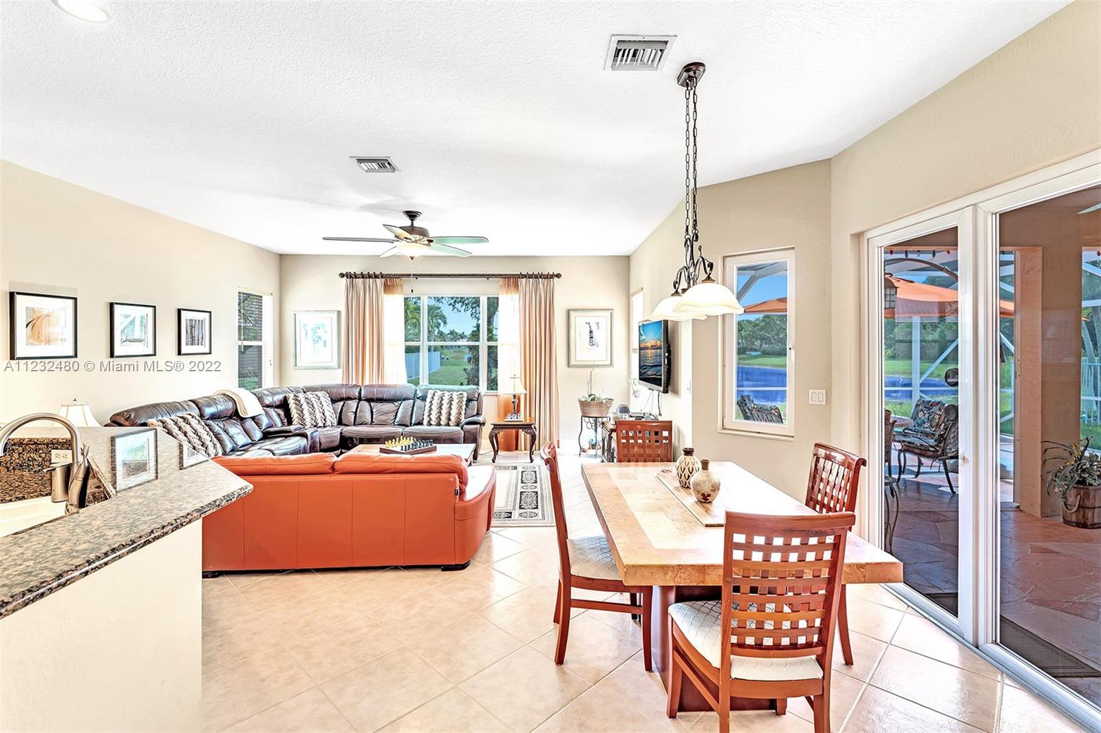 19461 Stonebrook St Unit: 19461