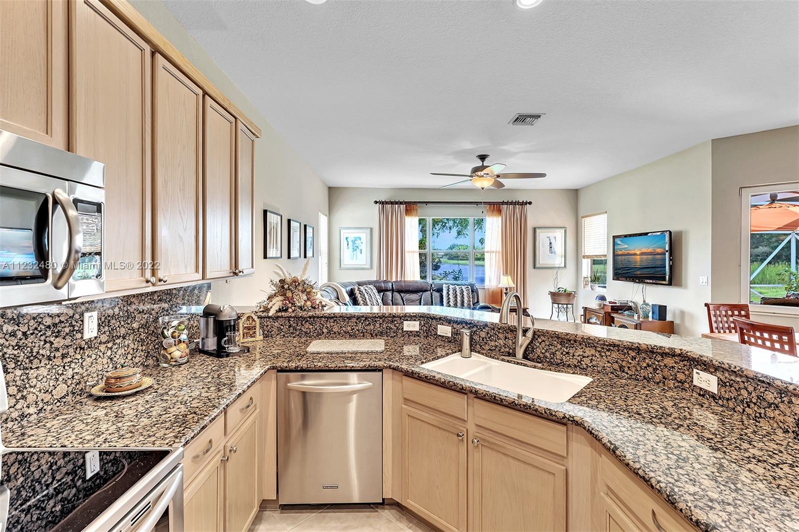 19461 Stonebrook St Unit: 19461