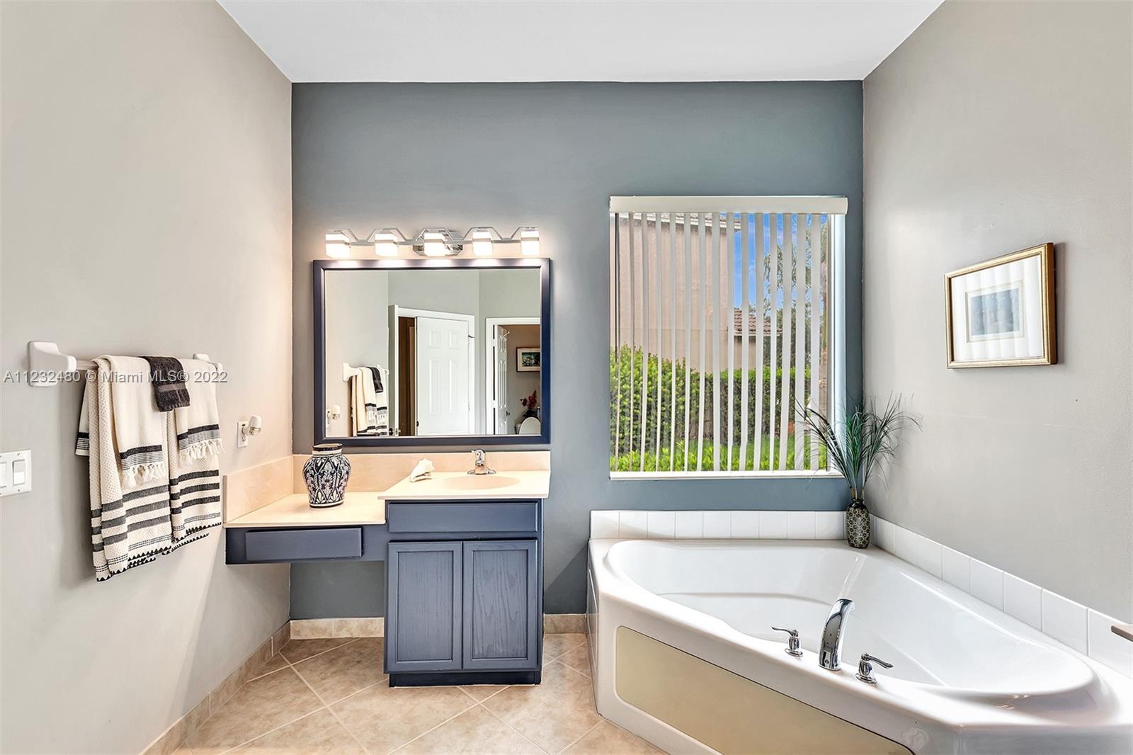 19461 Stonebrook St Unit: 19461