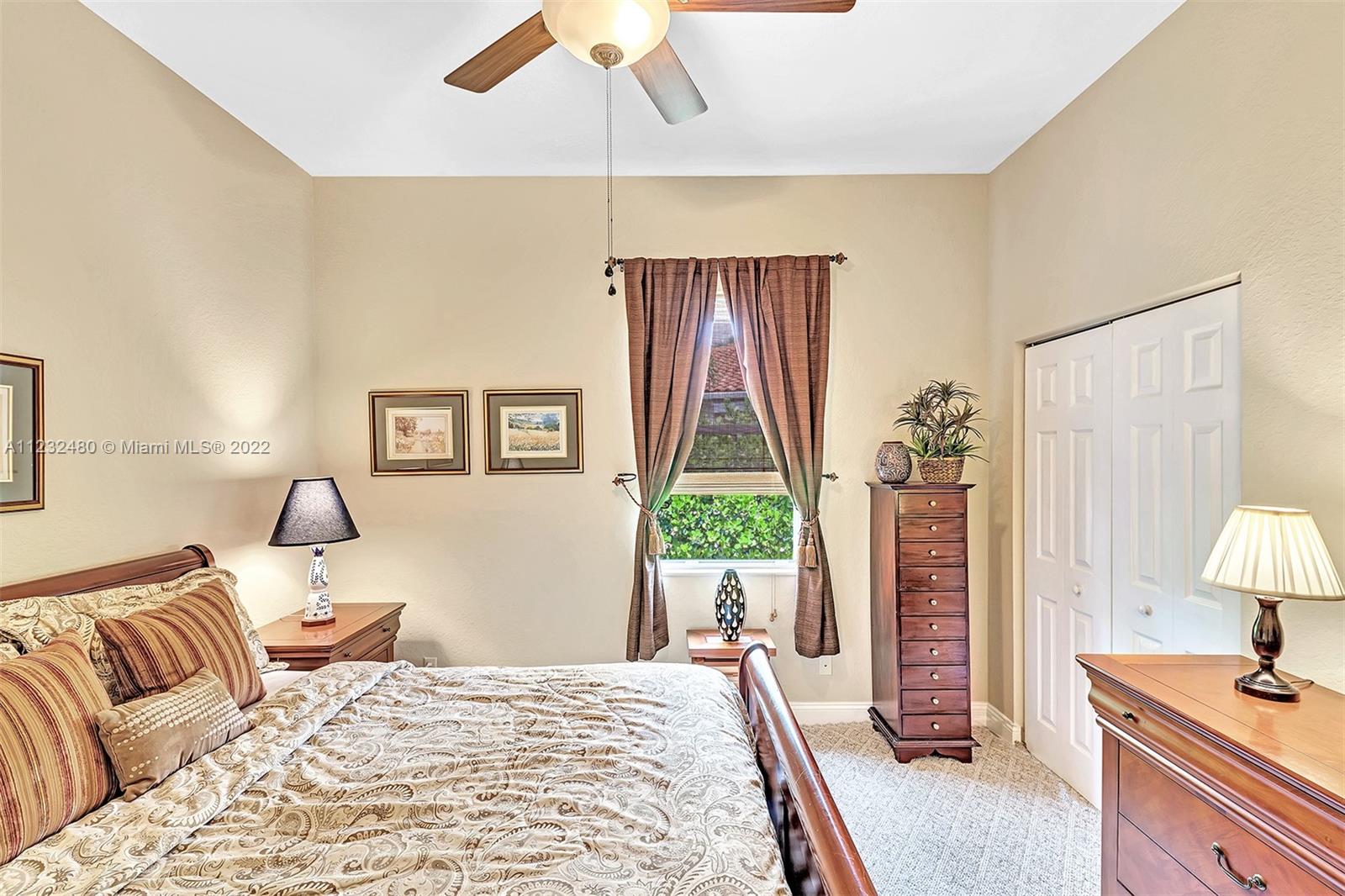 19461 Stonebrook St Unit: 19461