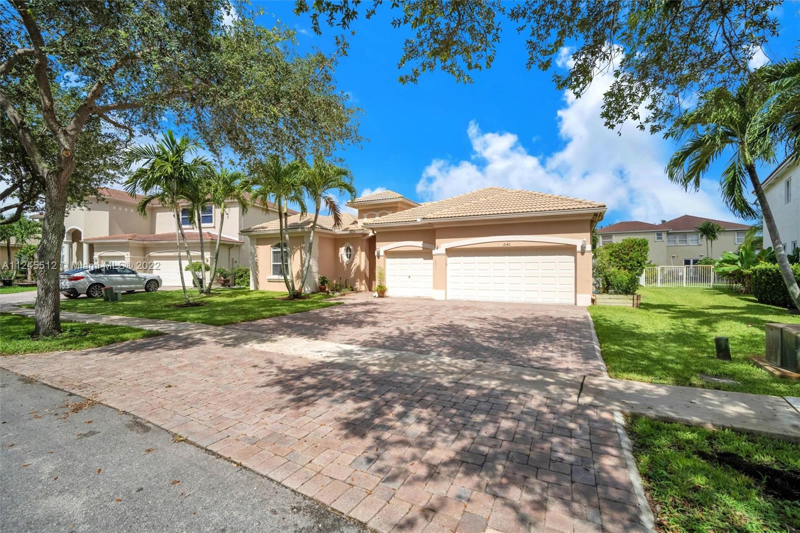 2142 SW 129th Ave