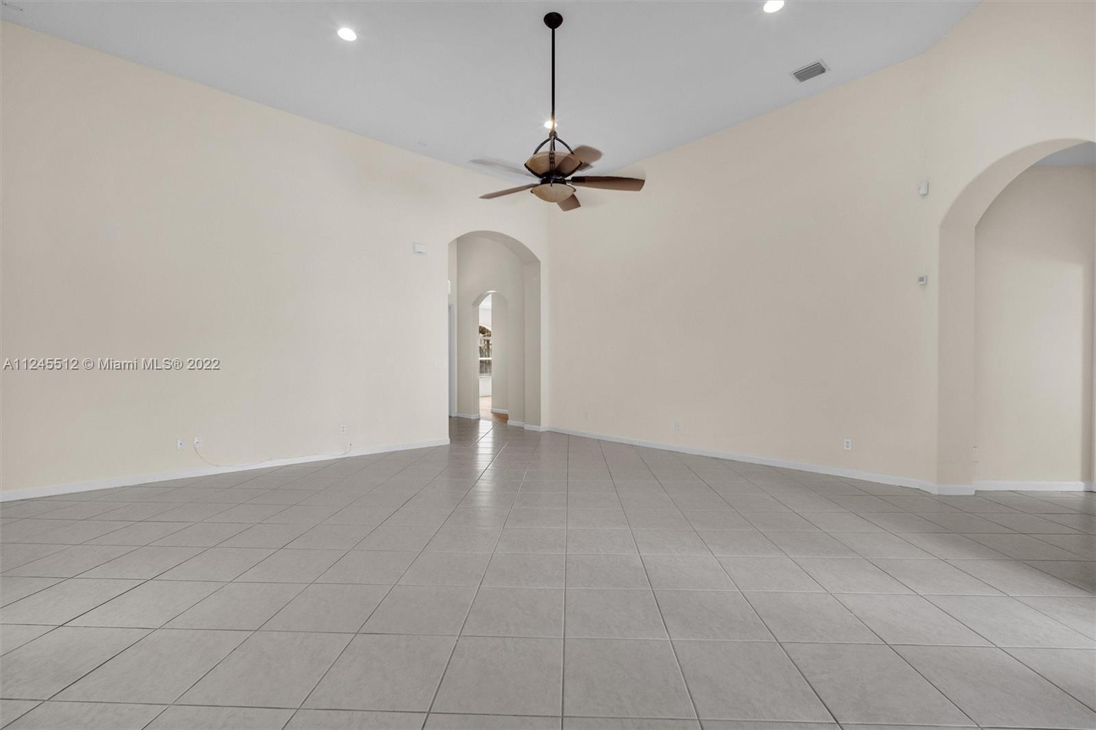 2142 SW 129th Ave