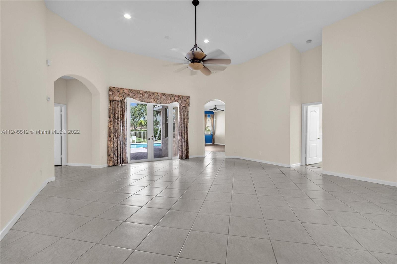 2142 SW 129th Ave