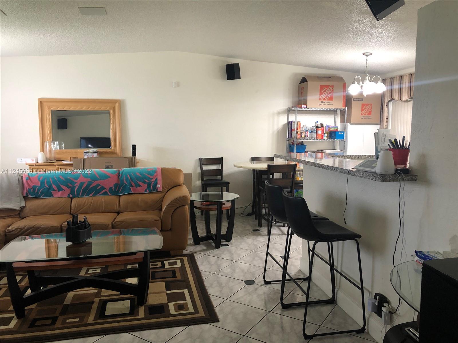 717 SW 79th Ter