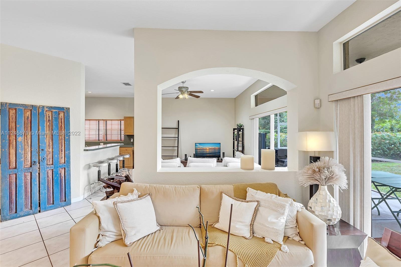 3711 Falcon Ridge Cir