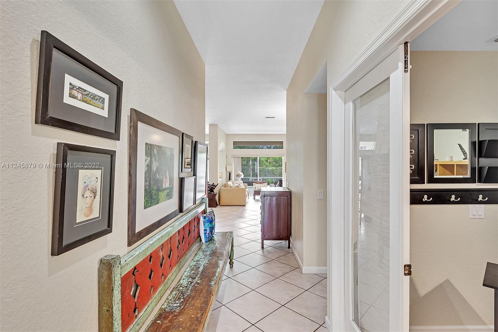 3711 Falcon Ridge Cir