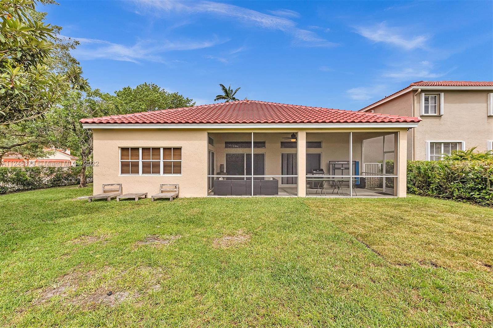 3711 Falcon Ridge Cir