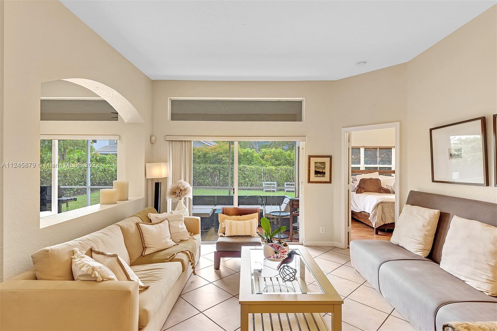 3711 Falcon Ridge Cir