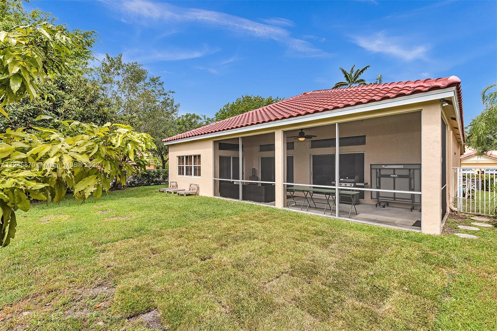 3711 Falcon Ridge Cir