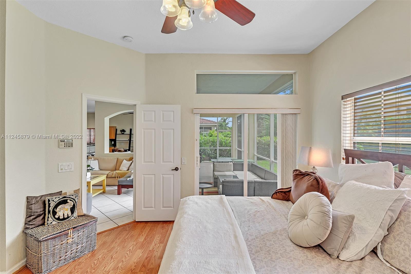 3711 Falcon Ridge Cir