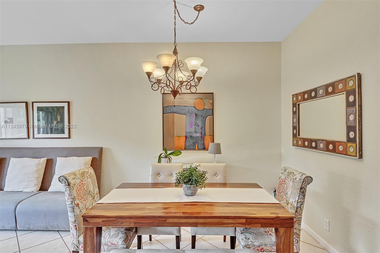 3711 Falcon Ridge Cir