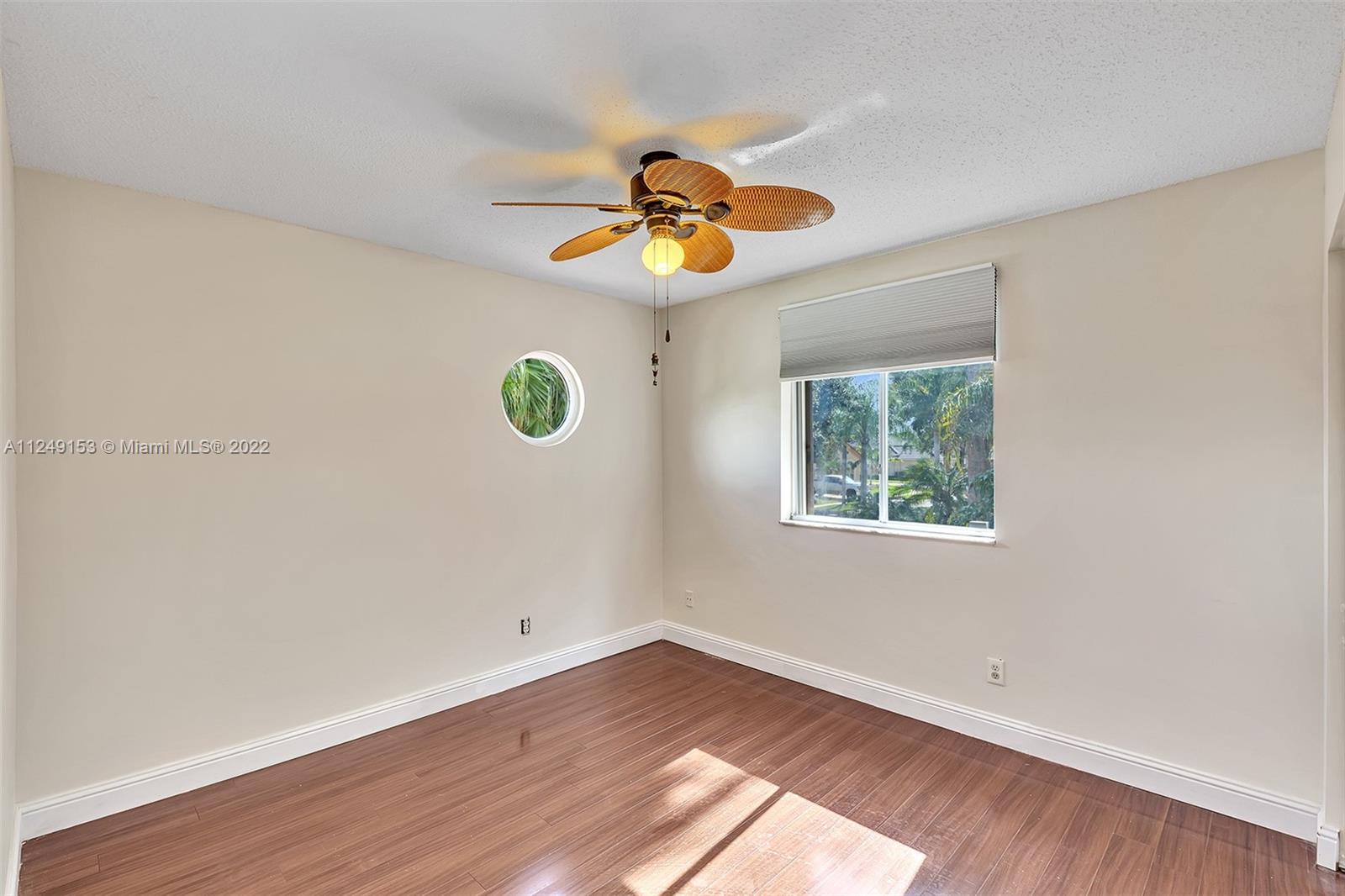 17852 NW 15th Ct Unit: 17852