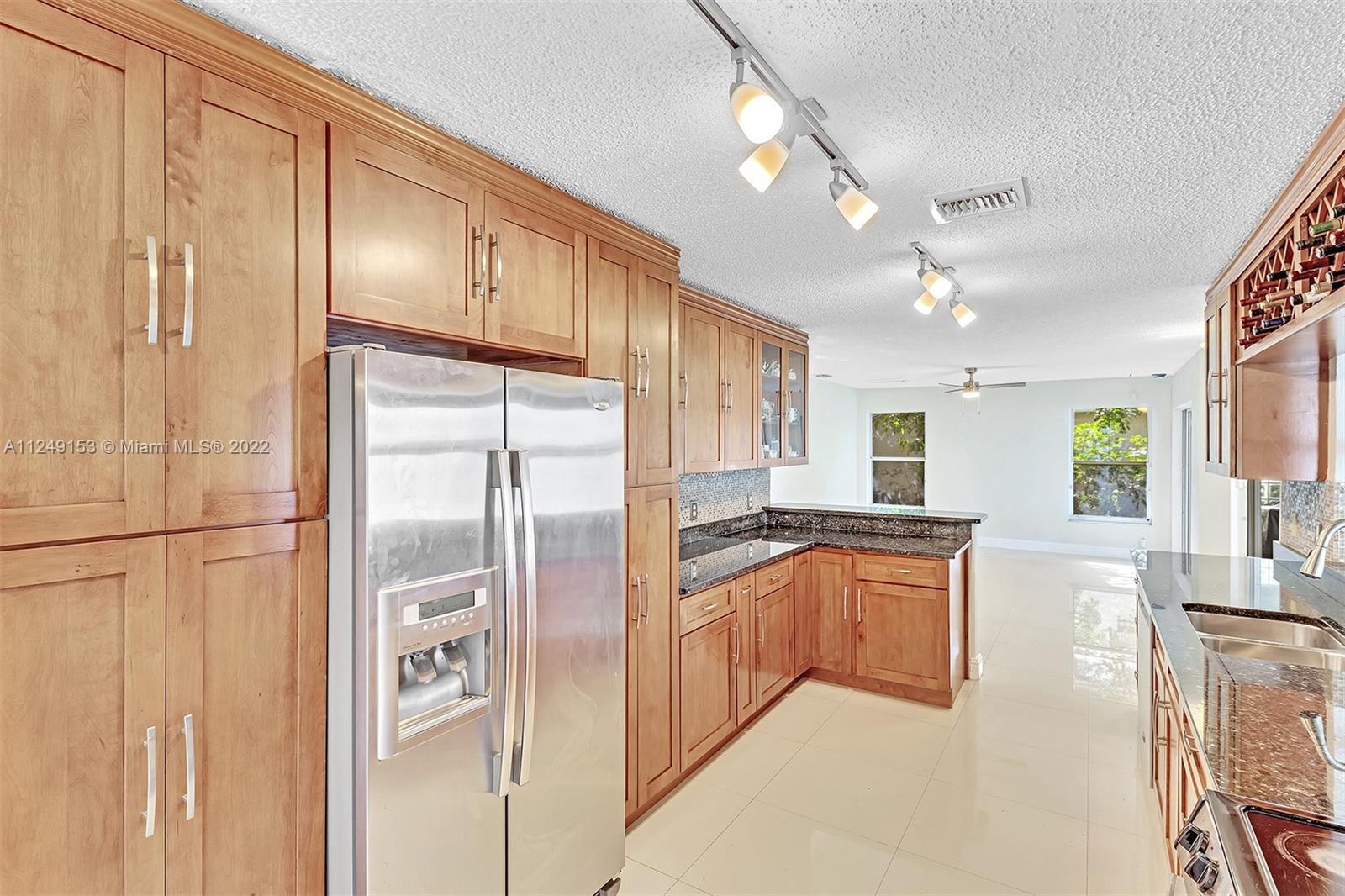 17852 NW 15th Ct Unit: 17852