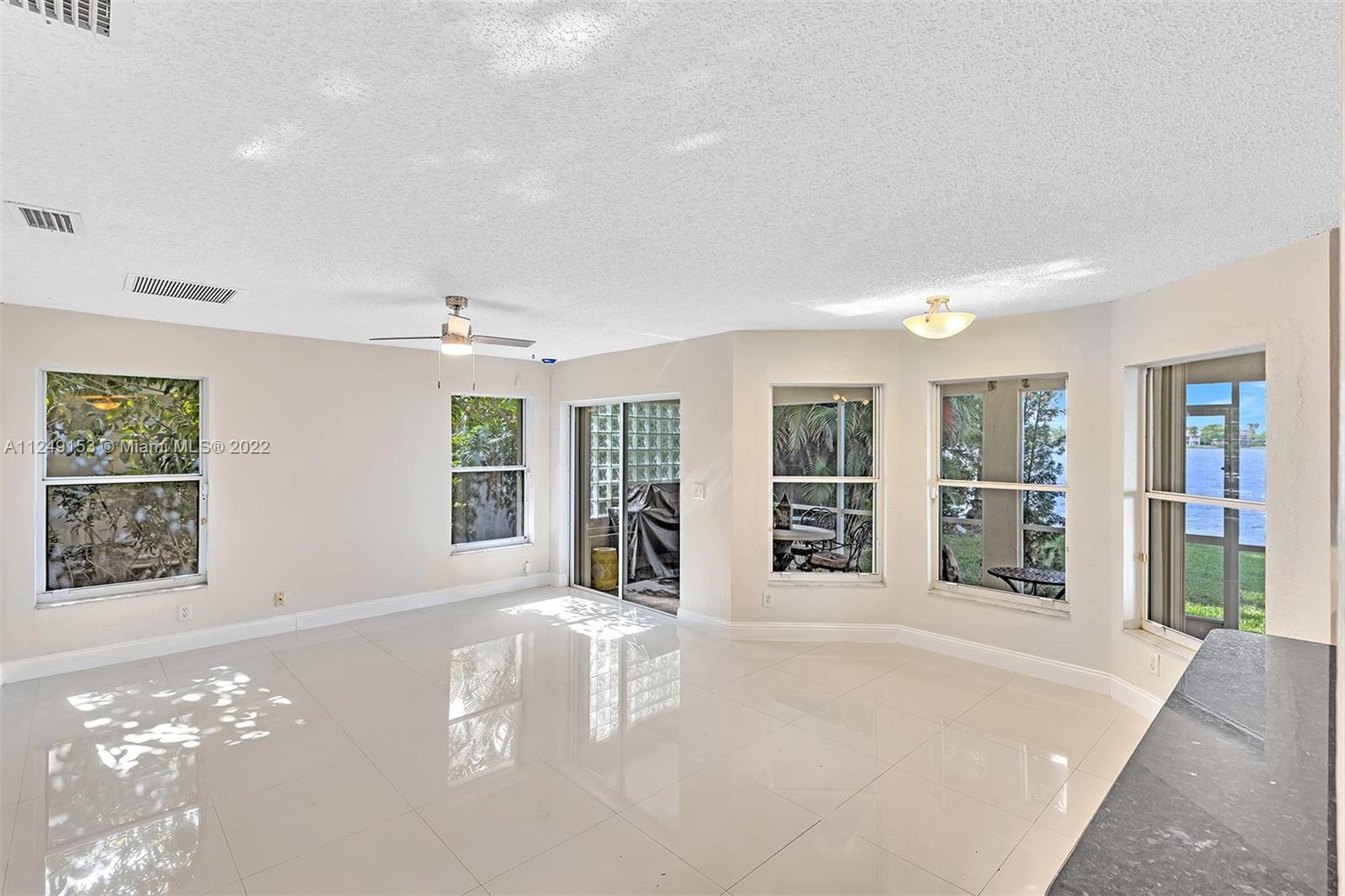 17852 NW 15th Ct Unit: 17852