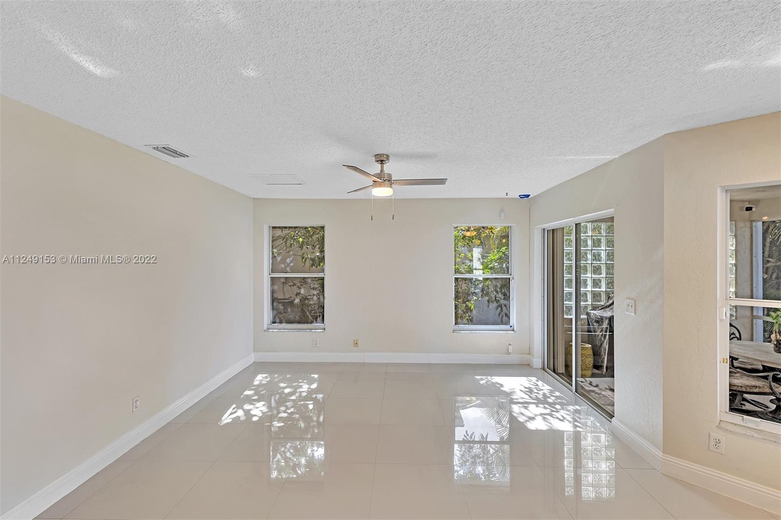 17852 NW 15th Ct Unit: 17852
