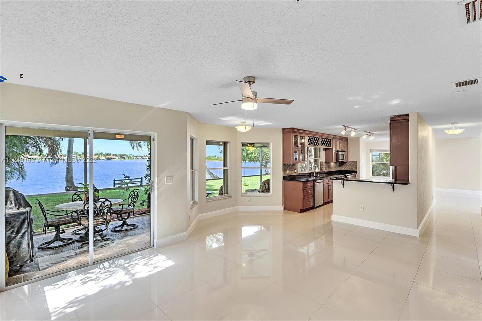 17852 NW 15th Ct Unit: 17852