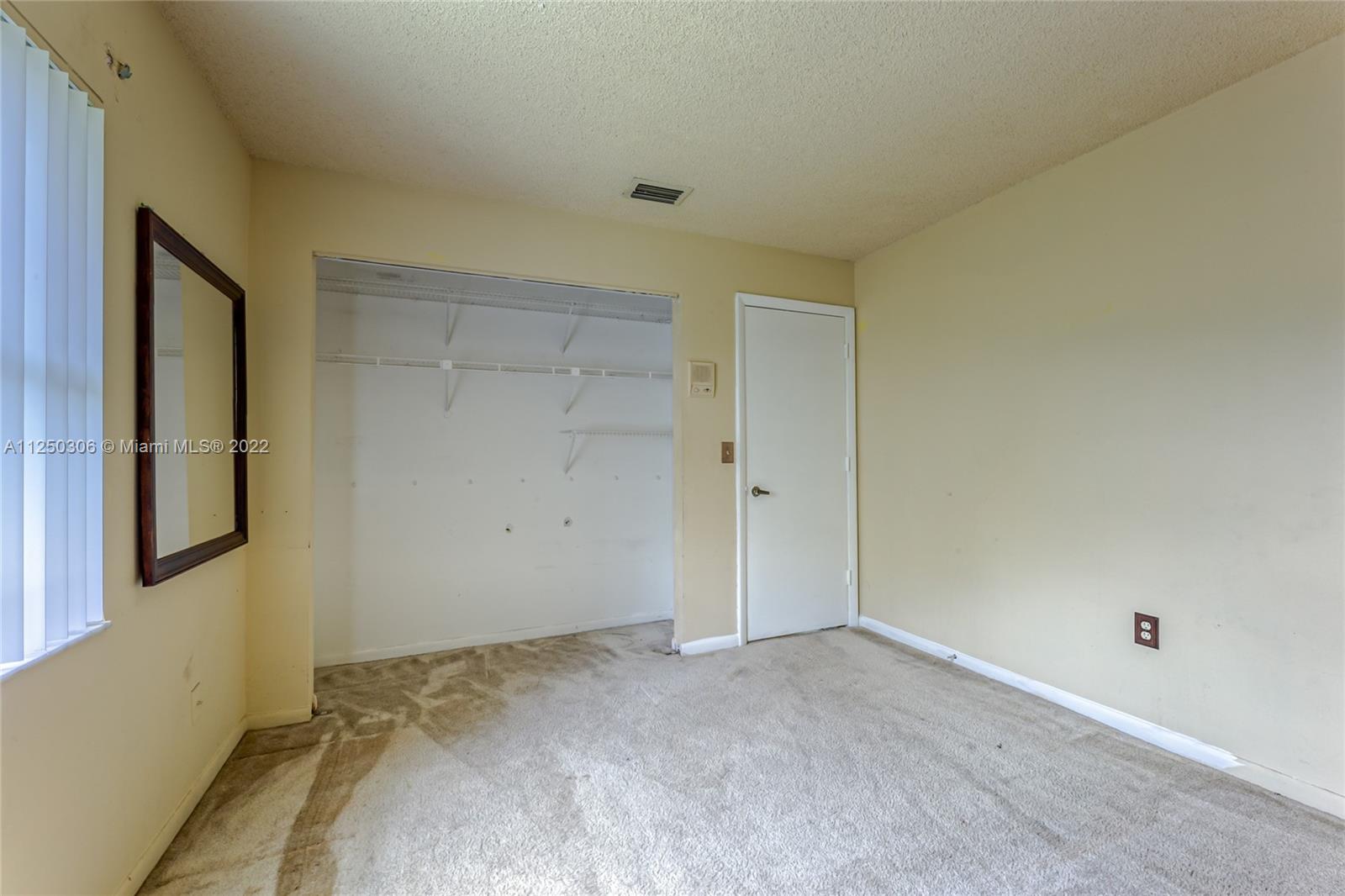 1211 NW 95th Ave
